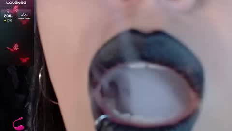 Snapshot of _any_ducan_ chatting on 02.11.26 Angie online show from 02.11.26