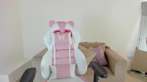    online show from 02.17.25