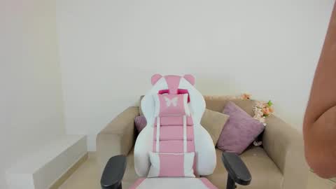    online show from 03.07.25