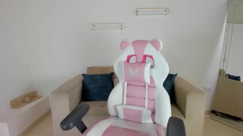    online show from 09.12.25