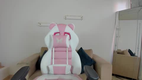    online show from 11.13.25