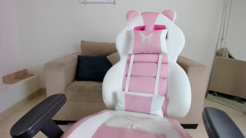    online show from 02.11.26