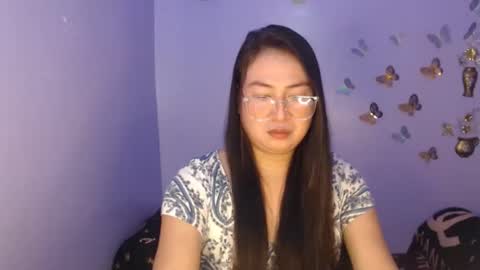 Snapshot of _arah chatting on 12.02.25 arah online show from 12.02.25