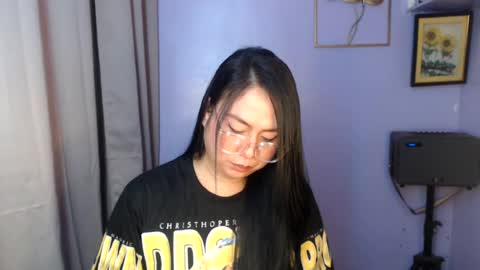 Snapshot of _arah chatting on 07.15.26 arah online show from 07.15.26