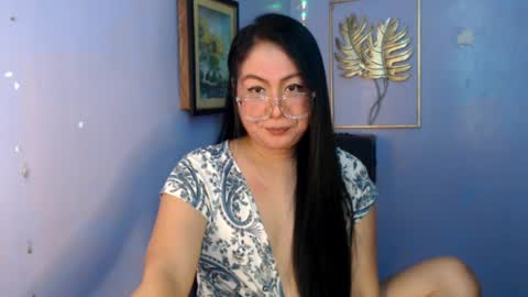 Snapshot of _arah chatting on 07.25.26 arah online show from 07.25.26
