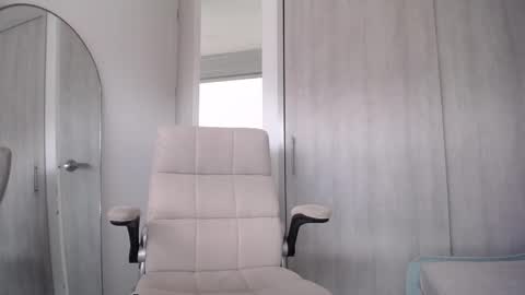 Snapshot of _arianalzate_ chatting on 03.12.25 60 online show from 03.12.25