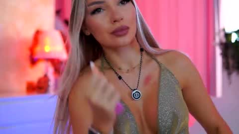 Arielle online show from 11.03.25