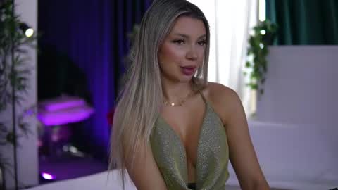 Arielle online show from 07.08.26