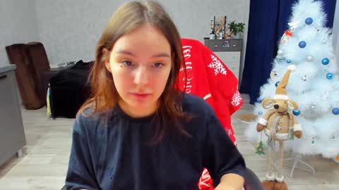 Snapshot of _arina_cox__ chatting on 01.05.25 Arina online show from 01.05.25