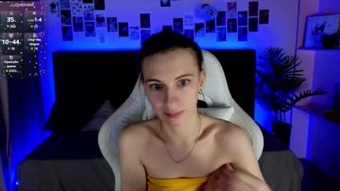 _ash_leyy_ online show from 11.14.25