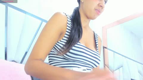 Aura online show from 02.06.25