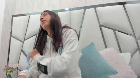 Aura online show from 02.27.26