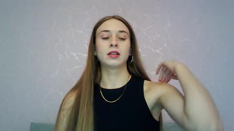 _aurora_sweet online show from 10.08.25
