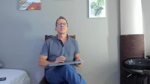 _axelking_ online show from 11.24.25