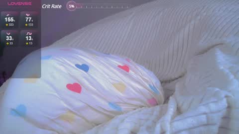Snapshot of _b_a_n_s_h_e_e_ chatting on 01.13.25 Emily - BLONDE Jennifer - RED hair online show from 01.13.25