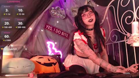 Crystal online show from 10.14.25