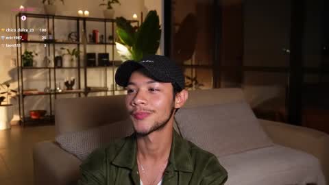 Snapshot of _billy_j chatting on 12.19.25 BILLY online show from 12.19.25