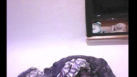 _biscotti_ online show from 09.23.25