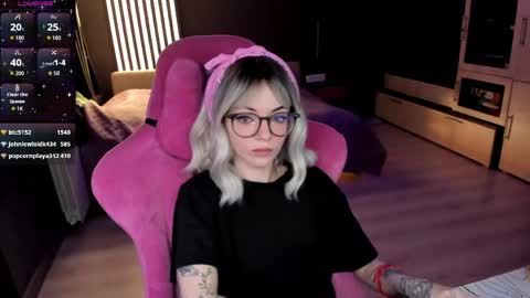Olivia Subscribe to my Fansly -   online show from 05.27.26