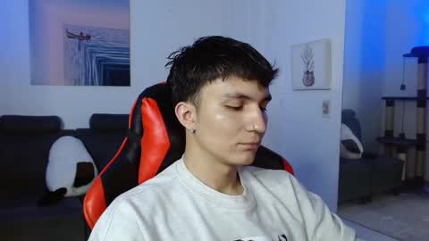 Snapshot of _blakee chatting on 01.28.25 B L A K E online show from 01.28.25