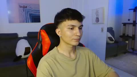 Snapshot of _blakee chatting on 02.13.25 B L A K E online show from 02.13.25