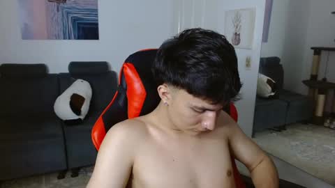 Snapshot of _blakee chatting on 03.12.25 B L A K E online show from 03.12.25