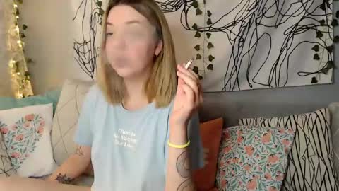 Elizabeth online show from 10.13.25