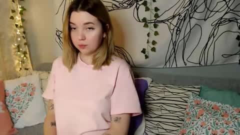 Elizabeth online show from 10.16.25