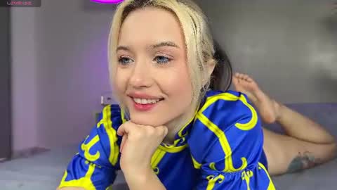 Snapshot of _blowjob_queen_ chatting on 07.21.26 Hey were Vi and Alex VACATION FROM OCTOBER 31 TO NOVEMBER 12. AVAILABLE ON INST online show from 07.21.26