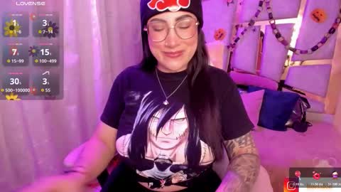 Angie  Independent model online show from 10.21.25