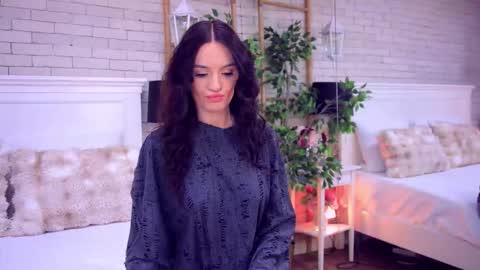 _carlawhite_ online show from 03.16.26