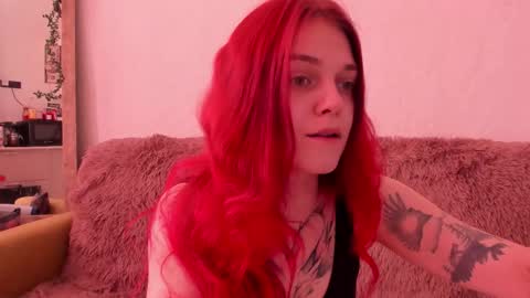 Caroline online show from 10.18.25