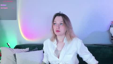 Christina Chris online show from 12.22.25