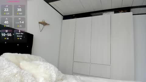 Bella  online show from 02.25.26