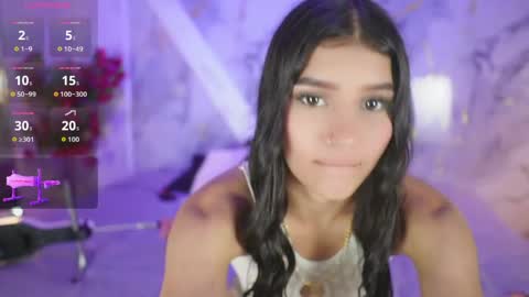 Snapshot of _charlotte_queen_ chatting on 04.15.26 _charlotte_queen_ online show from 04.15.26