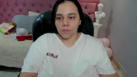 Snapshot of _chelsea_24 chatting on 05.29.26 _chelsea_24 online show from 05.29.26