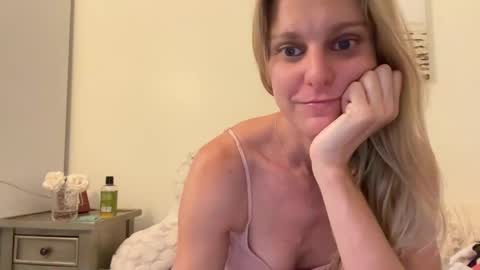 Chelsea xo online show from 02.27.25