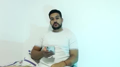 Snapshot of _christopher_dennis_ chatting on 02.01.26 CRIS online show from 02.01.26