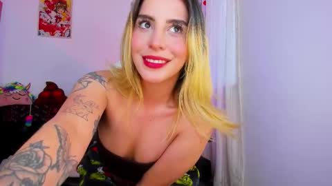 Snapshot of _cloe_1 chatting on 01.05.26 Chloe online show from 01.05.26