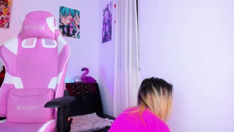 Snapshot of _cloe_1 chatting on 02.06.26 Chloe online show from 02.06.26