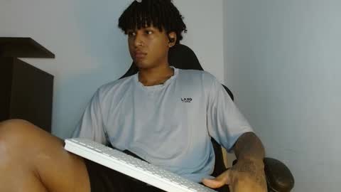 Snapshot of _cockpromise_ chatting on 02.26.26 _cockpromise_ online show from 02.26.26