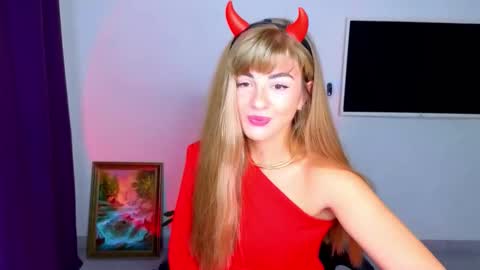 D online show from 10.31.25