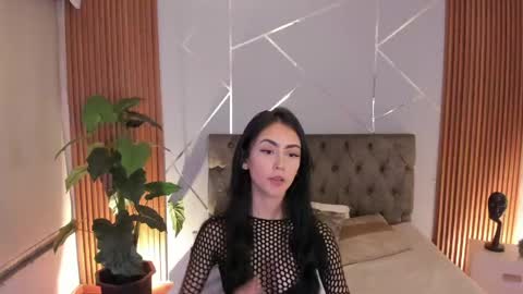 Coraline online show from 04.25.26