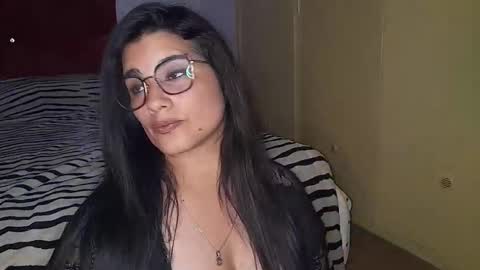 Alex Y Sol For you  independent model online show from 11.30.25