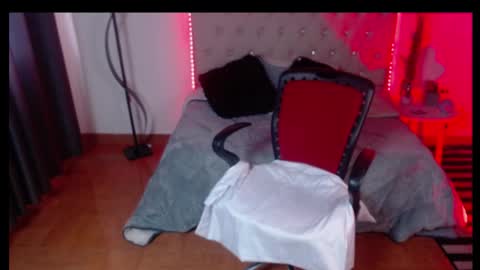 Cristal online show from 10.30.25