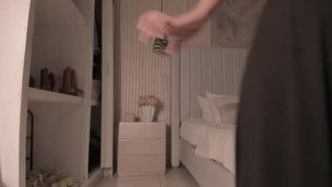 Dakota online show from 10.23.25