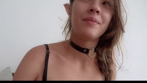 DemiDee online show from 11.02.25