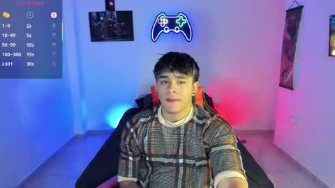 Snapshot of _demon1 chatting on 11.10.25 _demon1 online show from 11.10.25