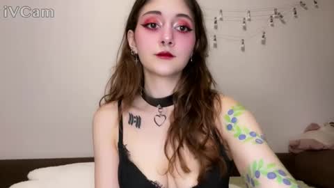 Kate online show from 12.04.24