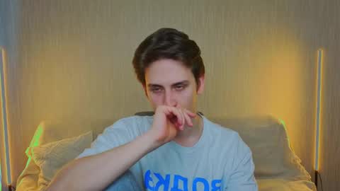 Snapshot of _dream_boys_ chatting on 03.02.26 _dream_boys_ online show from 03.02.26